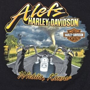 Harley-Davidson 2017 Alef's Wichita Tornado Graphic PinUp Girl Pocket 2XL